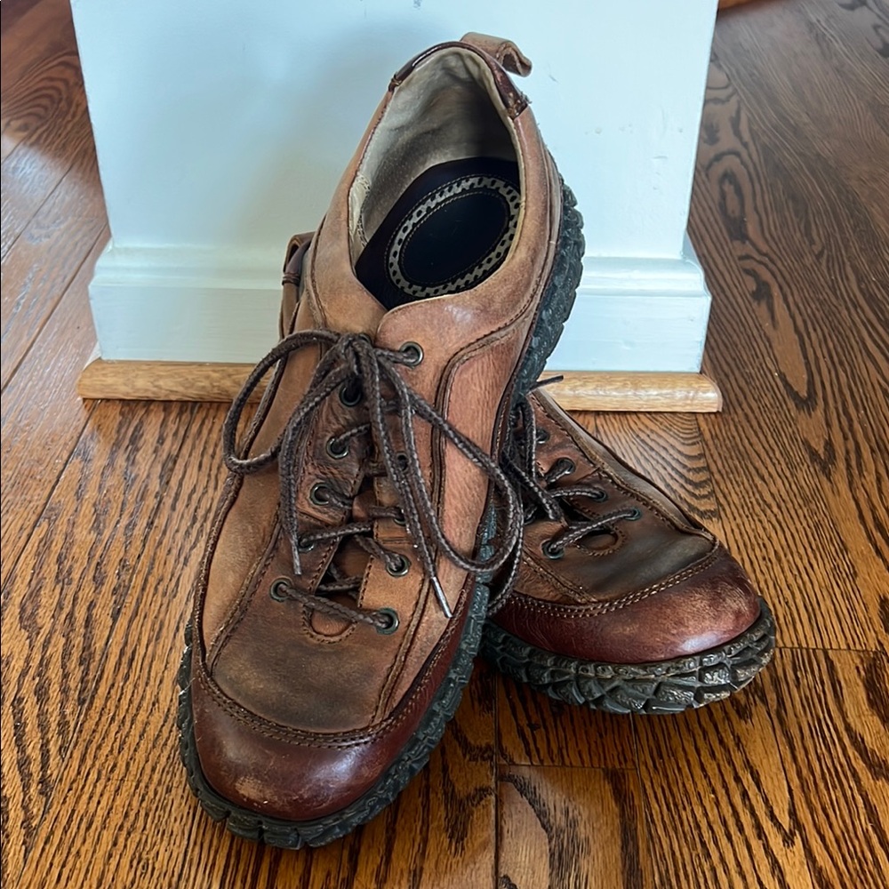 Born Brown Sneakers with Durable Leather Upper